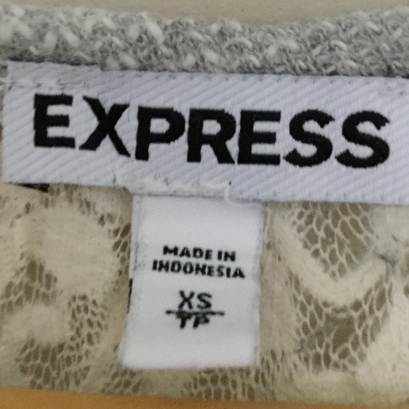 Express Extra Small Heather Gray Baseball Tee with Floral Crochet Back - Picture 8 of 12